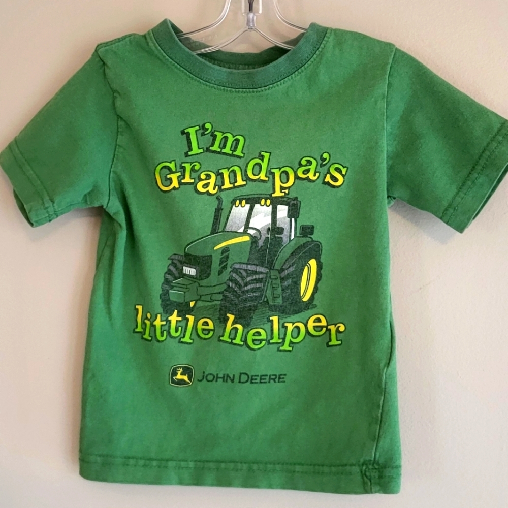 John Deere green short sleeve tee shirt